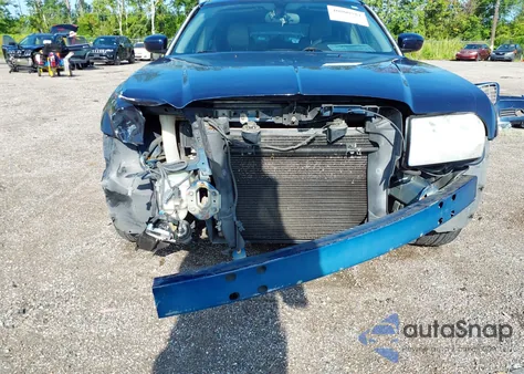 2005 Chrysler 300 Touring z USA, uszkodzony, nr VIN 2C3JA53G75H592639